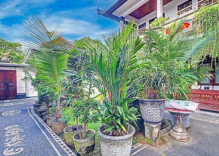 Collection O Bali Near Kedonganan Beach Formerly New Asta Graha Homestay 3* Kuta (Bali)