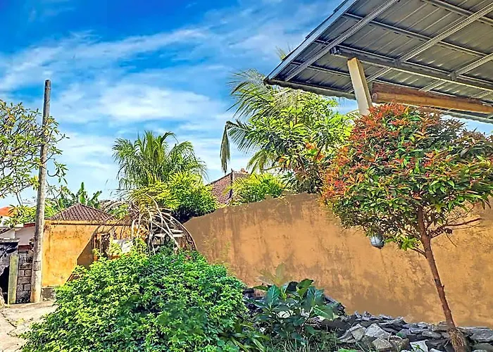 Collection O Bali Near Kedonganan Beach Formerly New Asta Graha Homestay Kuta (Bali)