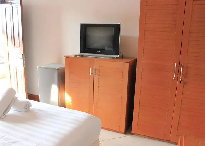 Collection O Bali Near Kedonganan Beach Formerly New Asta Graha Homestay 3*
